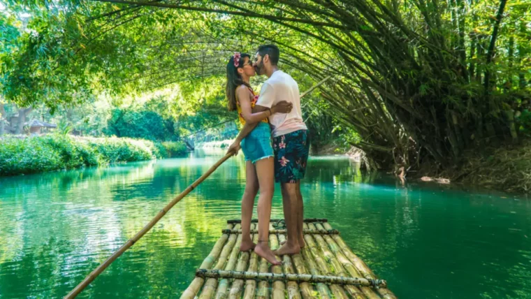 Rio Grande Rafting Trip. The best tours and excursions in Jamaica. Book the best waterfall, boating, cultural, Horse Riding, Swimming & Bamboo Rafting, Fishing, Dunns Party Catamaran, Climb & Zipline, Waterfalls and Horseback Riding tours across Jamaica with www.jamescarvertours.com